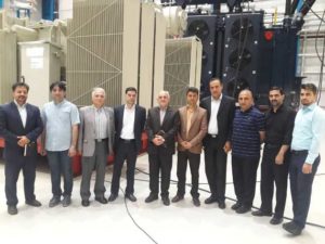 پیگیری اجرای قرارداد با حضور مدیرعامل برق منطقه‌ای یزد در شرکت تولیدکننده ترانسفورماتور