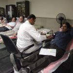 استقبال کارکنان شرکت برق منطقه‌ای یزد از اهدای خون