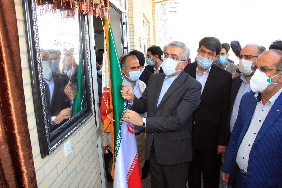 گزارش تصویری افتتاح ۱۴ پروژه صنعت برق استان یزد توسط وزیر نیرو