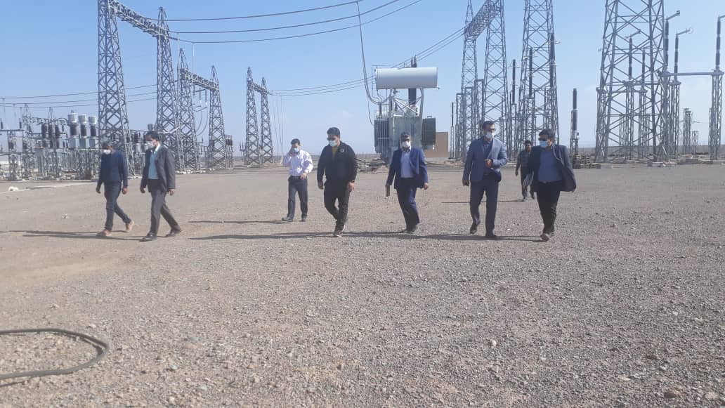 بازدید مدیرعامل برق منطقه‌ای یزد از پروژه احداث پست مهرگان