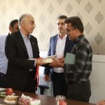 تجلیل از مقام معلم توسط معاون طرح وتوسعه و مدیر روابط عمومی شرکت برق منطقه‌ای یزد